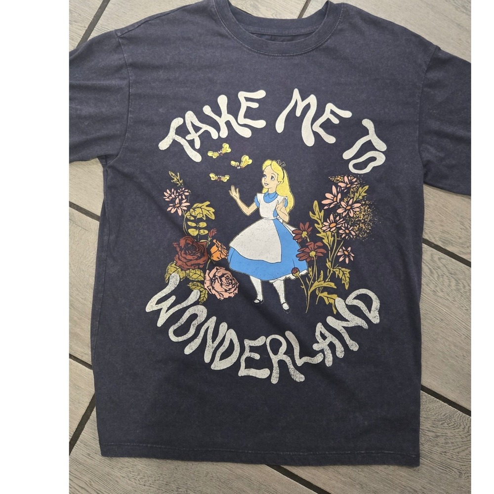 Disney Alice in Wonderland Take Me To Wonderland Acid Wash Graphic Tee Gray S